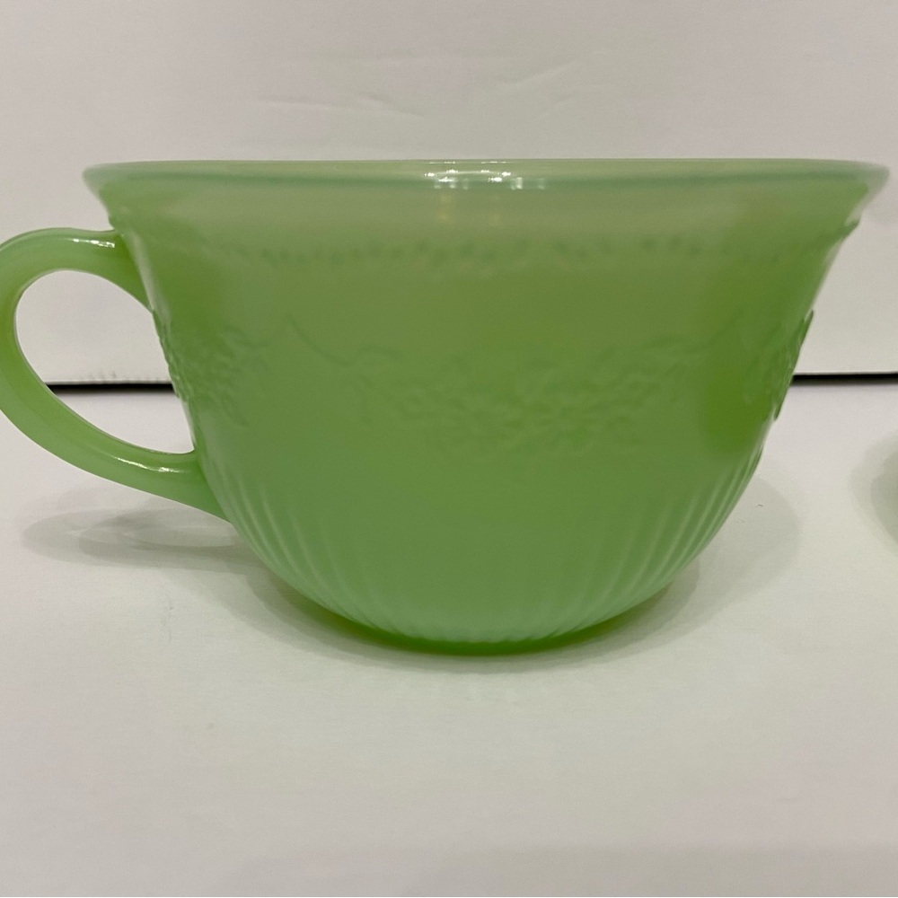 Vtg JADEITE (Jadite)/Anchor Hocking 3pc Set 2 Saucers 1 Cup Green Coffee Tea Set - Picture 10 of 17